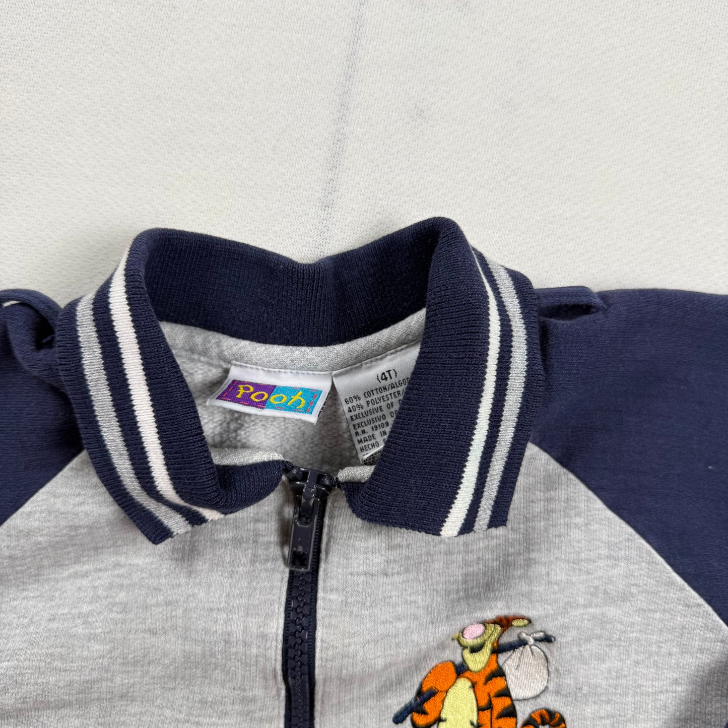 Vintage 1990's Winnie the Pooh Tigger Collared Sweatshirt - 4T