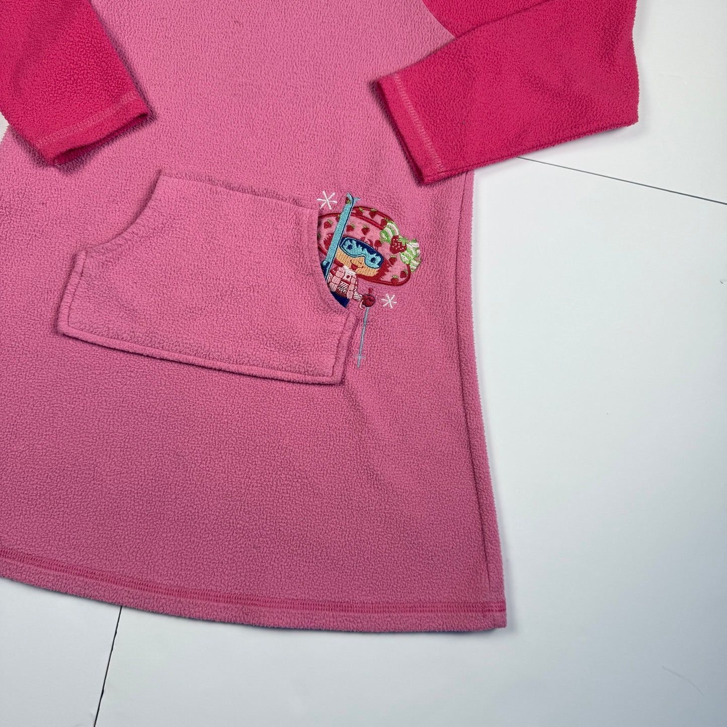 Vintage 2004 Strawberry Shortcake Fleece Nightgown - 4/5T