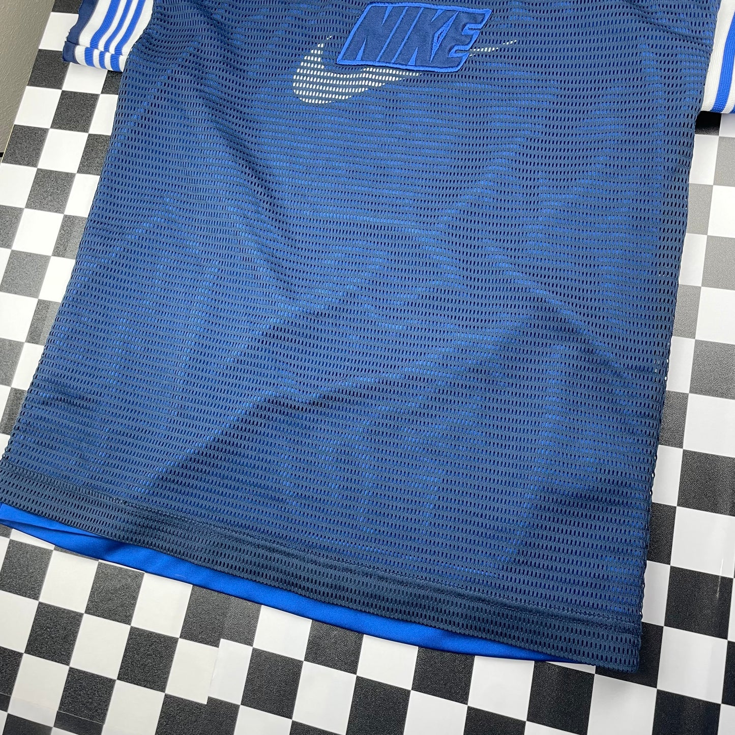 Y2K Nike Jersey Style Shirt - Youth Medium