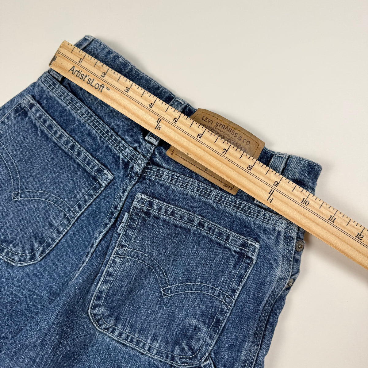 Vintage Y2K Levi's Shorts - 4/5T