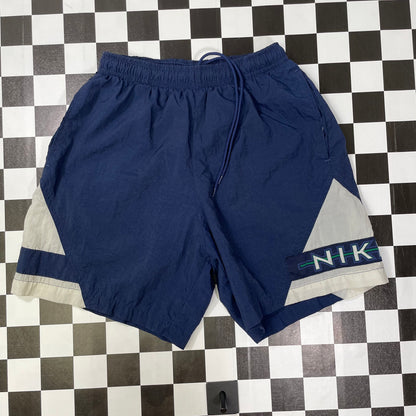 Vintage 1990's Nike Windbreaker Shorts - Youth Medium