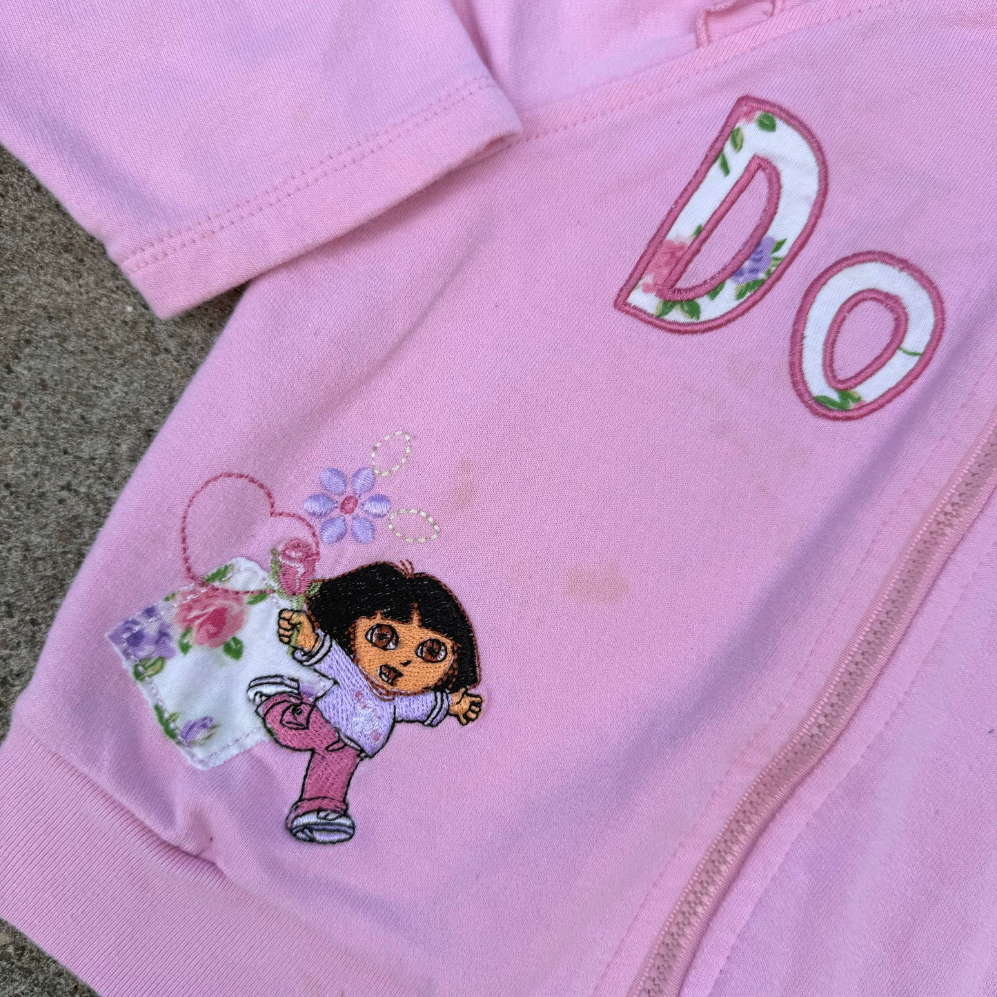 Y2K 2007 Dora and Boots Sweatshirt - 2T