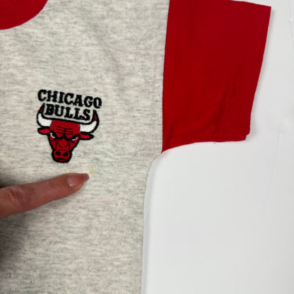 Vintage 1990's Chicago Bulls T-Shirt - 12 Months