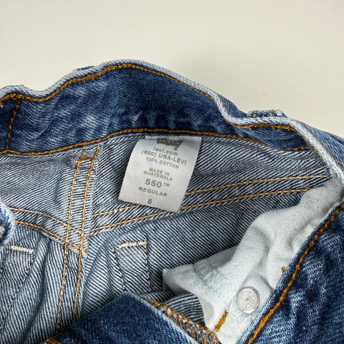 Vintage Y2K Levi's 550 - 4/5T