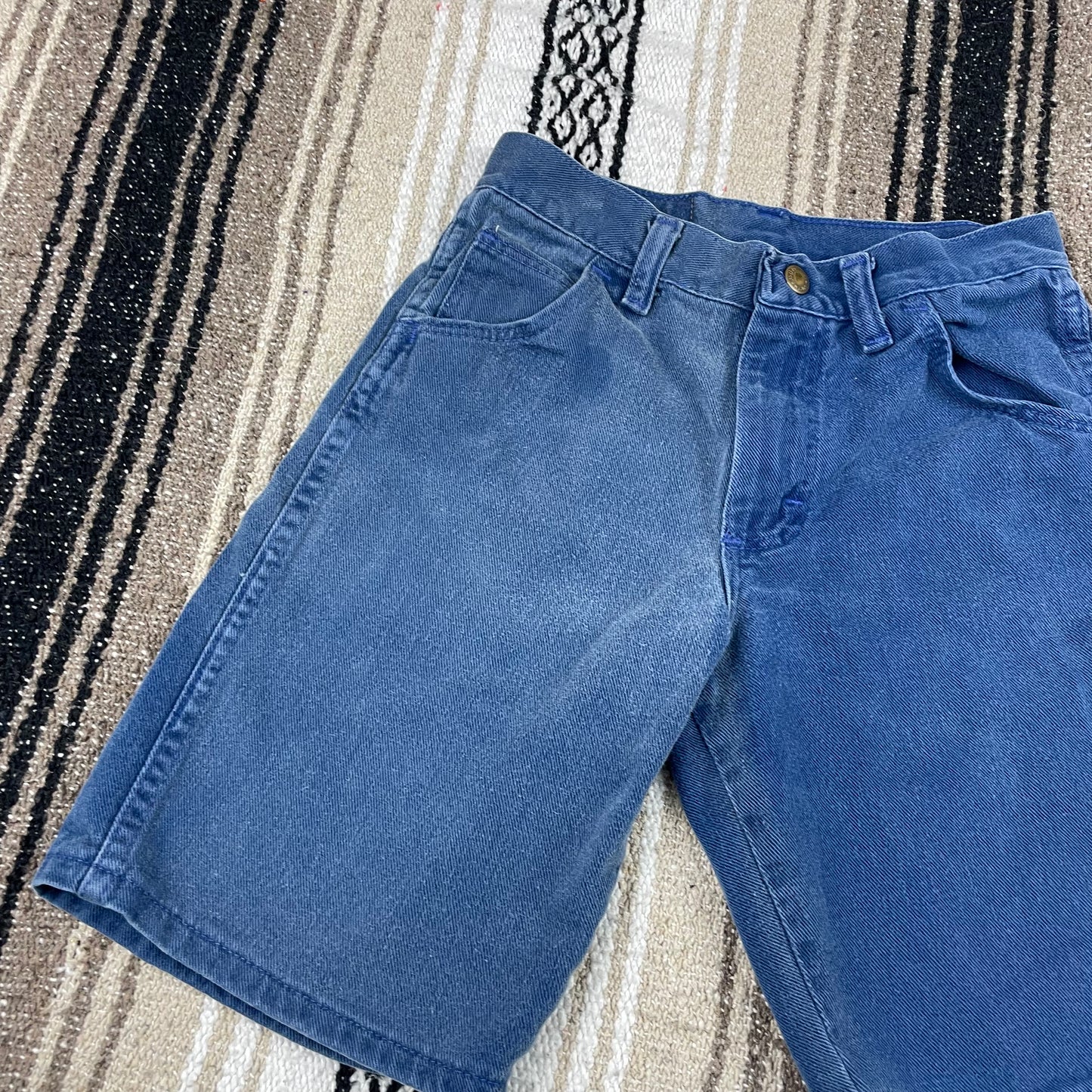 Vintage Wrangler Blue Shorts - Size 10