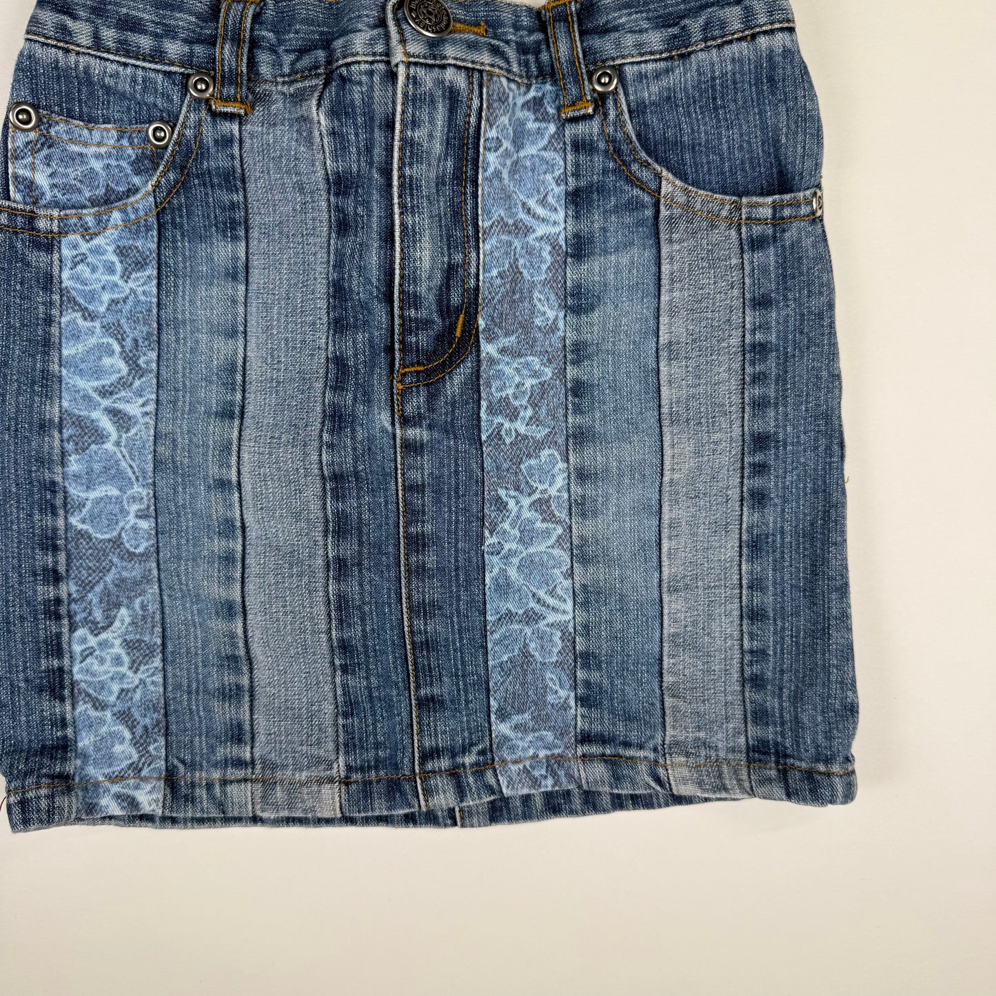Y2K Mary Kate and Ashley Floral Denim Skirt - 4T