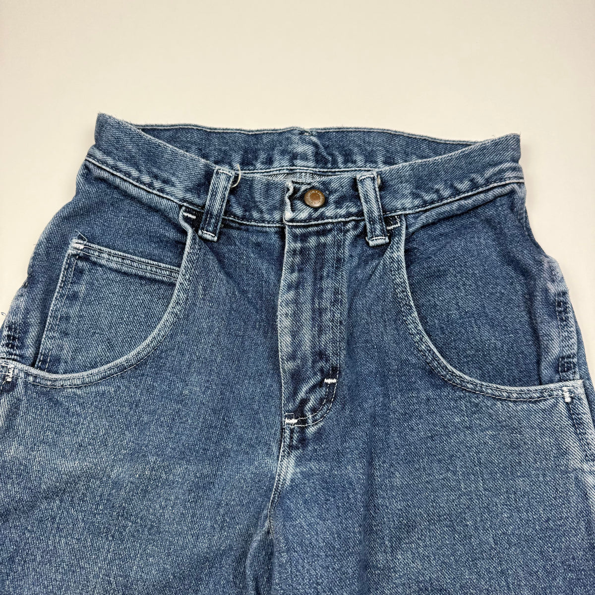 Vintage Y2K Wrangler Shorts - Youth Medium