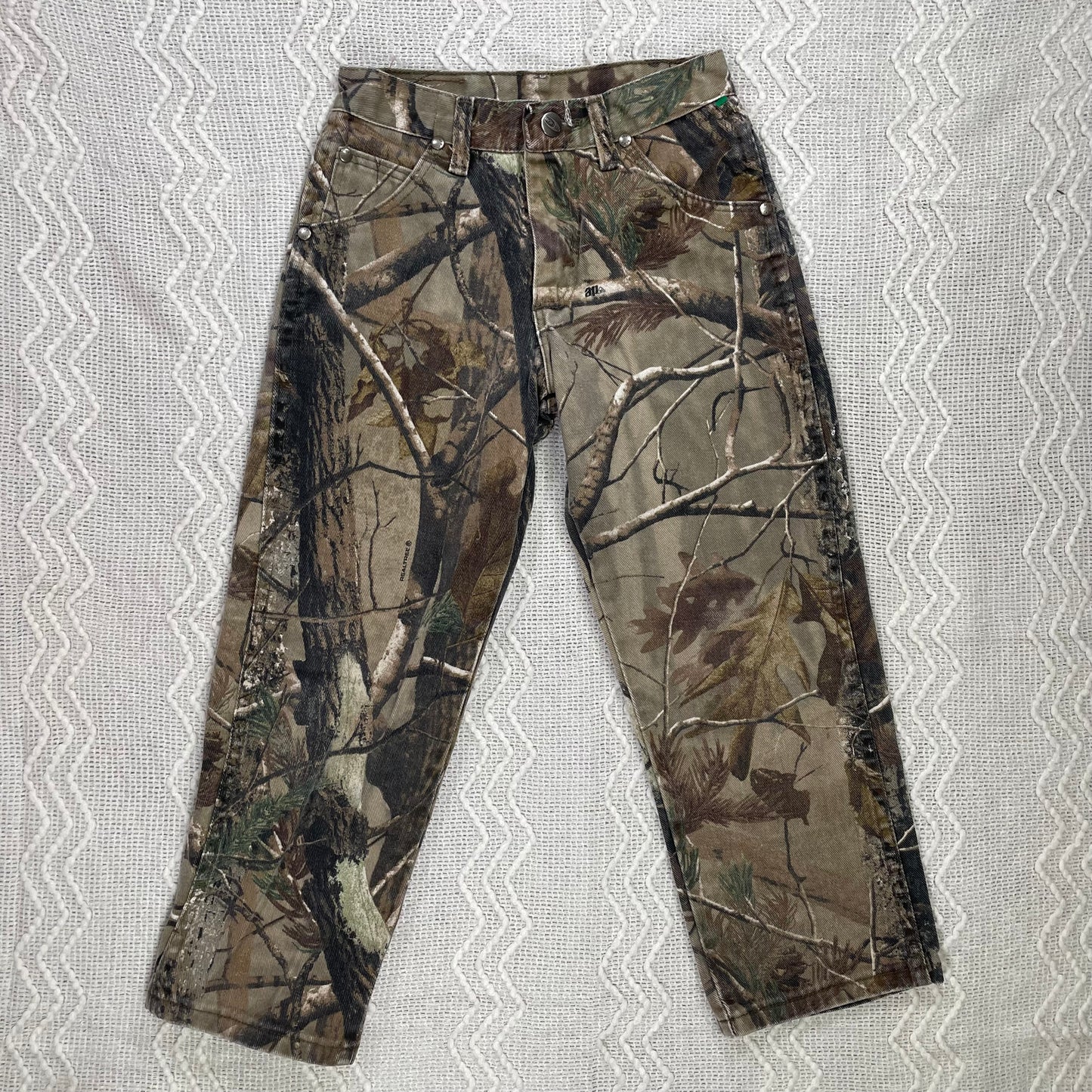 Vintage Y2K Wrangler Camo Pants - Youth Size 8