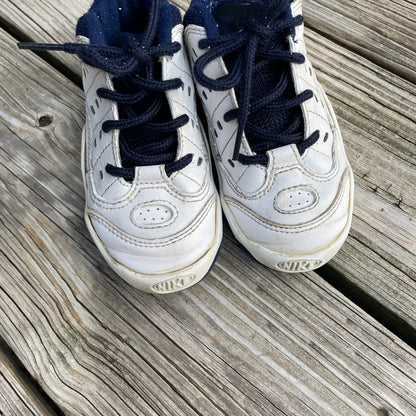 Toddler Y2K White and Navy Blue Nike Sneakers - Size 8C