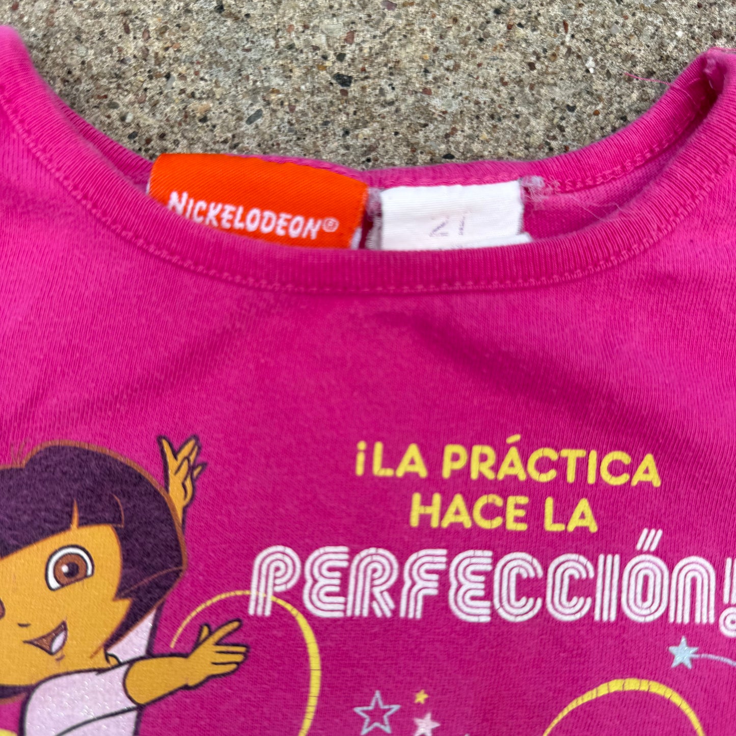 Y2K 2007 Dora and Boots Dancing T-Shirt - 2T