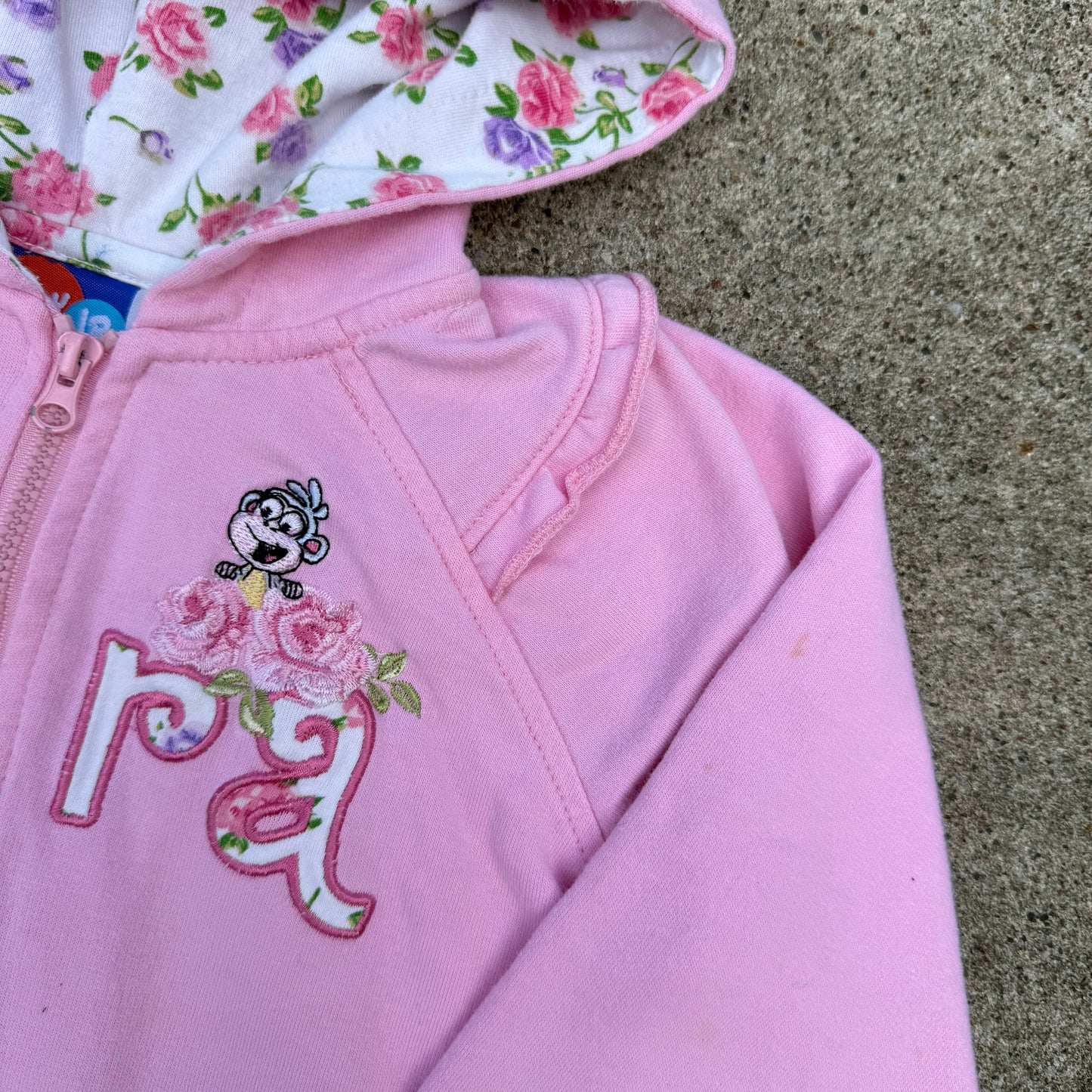 Y2K 2007 Dora and Boots Sweatshirt - 2T