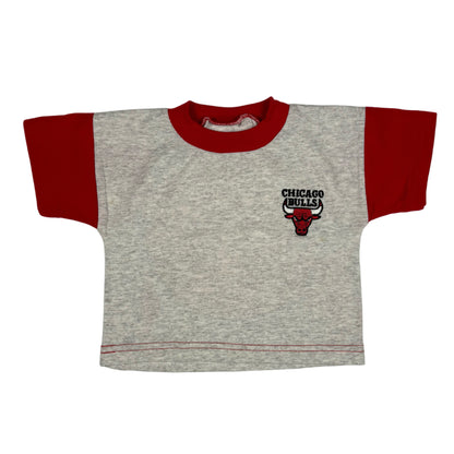 Vintage 1990's Chicago Bulls T-Shirt - 12 Months